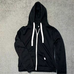 Generic Black Zip-Up Hoodie
Small
Black